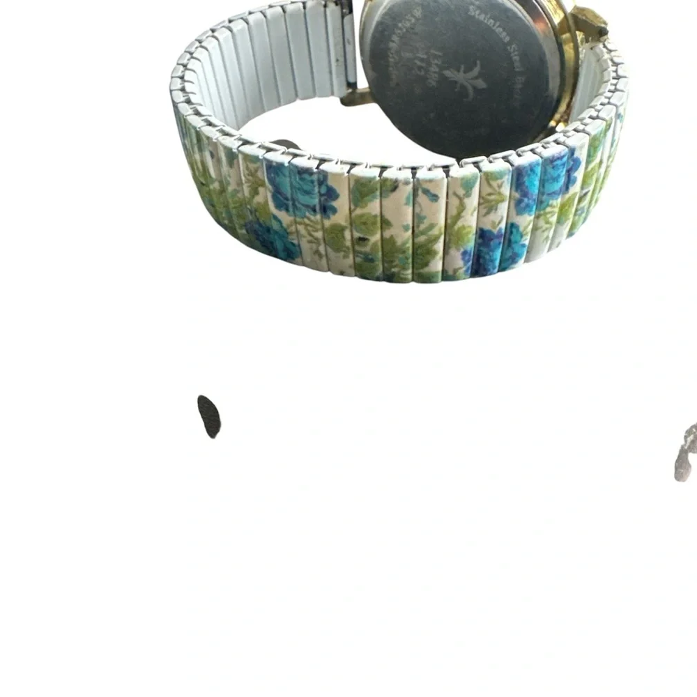 Bundle of five vintage Silver and Gold Watches